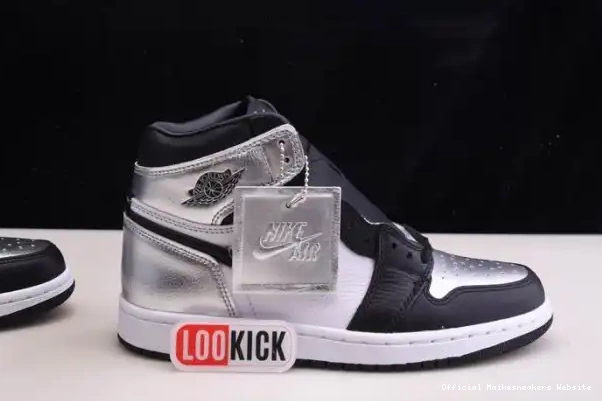 Official Maikesneakers HIGH TOE JORDAN SILVER WMNS OG 1 AIR CD0461-001 0328